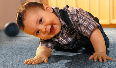 Child-friendly carpet cleaning with hypoallergenic detergents