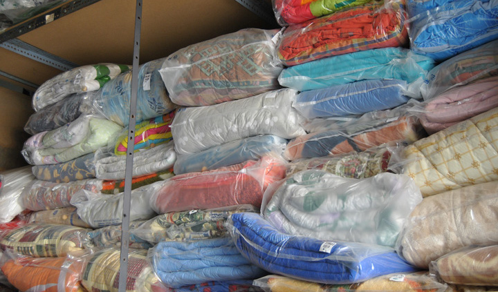 Laundry services (blankets, quilts, sheets, bed covers, table clothes, curtains, towels, etc.)
